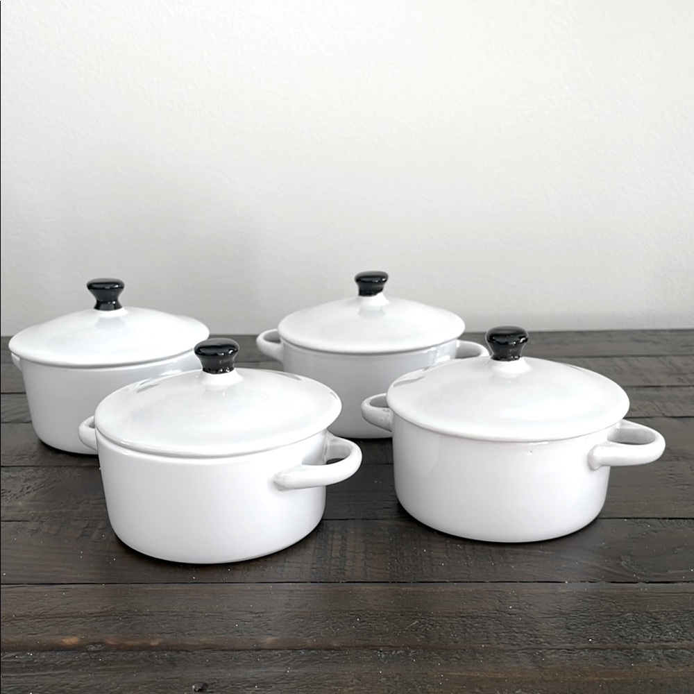 Mini Lidded Casserole Dishes